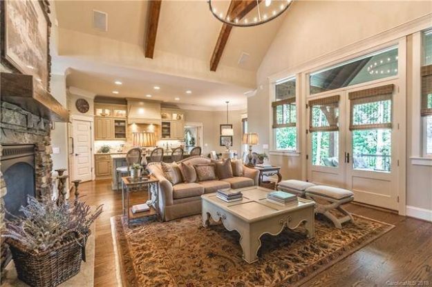 open floor plan layouts